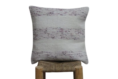 Kussen uit Turkije  50cm x 50cm incl binnenkussen katoenen achterkant (beige) Nr 21225