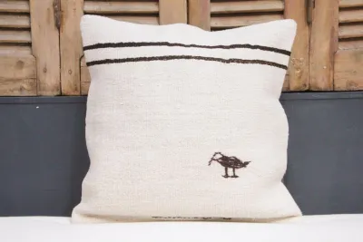 Kussen uit Turkije 50cm x 50cm incl binnenkussen katoenen achterkant (beige) Nr.51630