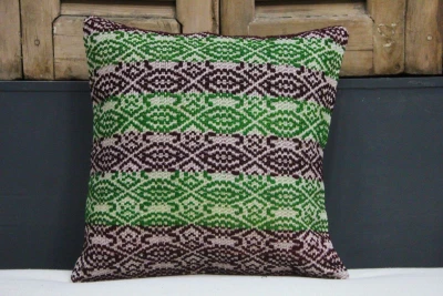 Kussen uit Turkije 50cm x 50cm incl binnenkussen katoenen achterkant (beige) Nr.51726