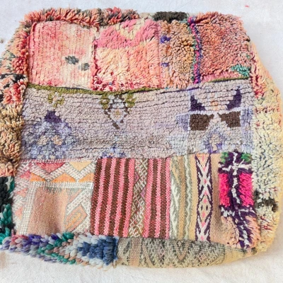 VERWACHT Marokkaanse Poef nr.94712  60cm x 60cm x 25cm leverbaar eind februari