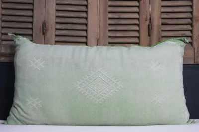 Sabra Kussen uit Marokko groen 100cm x 50cm incl vulling nr. 58139