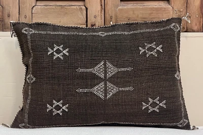Sabra Kussen uit Marokko bruin 60cm x 40cm incl vulling nr.61219