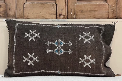 Sabra Kussen uit Marokko bruin 60cm x 40cm incl vulling nr.61222