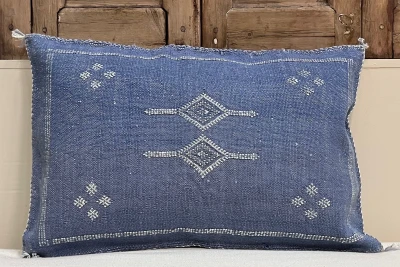 Sabra Kussen uit Marokko blauw 60cm x 40cm incl vulling nr.61256