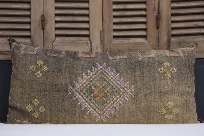 Kussen uit Marokko bruin 100cm x 50cm incl vulling nr.66006