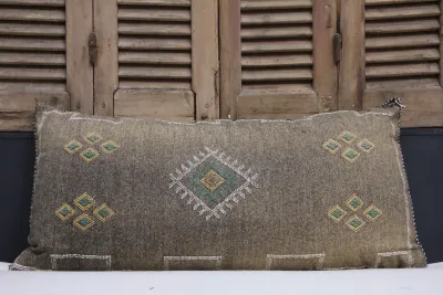 Kussen uit Marokko bruin 100cm x 50cm incl vulling nr.66019