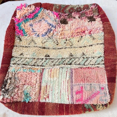 VERWACHT Marokkaanse Poef nr.94713  60cm x 60cm x 25cm leverbaar eind februari