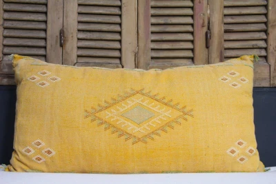 Sabra Kussen uit Marokko geel 100cm x 50cm incl vulling nr. 80216
