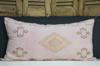 Sabra Kussen uit Marokko roze 100cm x 50cm incl vulling nr. 91213