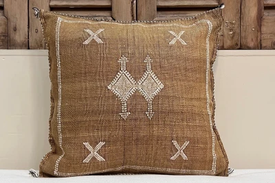 Sabra Kussen uit Marokko licht bruin 45cm x 45cm incl vulling nr.94119