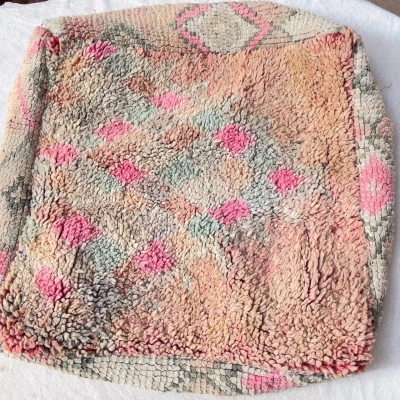 VERWACHT Marokkaanse Poef nr.94720  60cm x 60cm x 25cm leverbaar eind februari