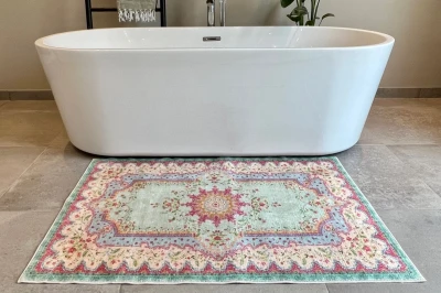 SALE Grote badmat pastel kleuren (120cm x 80cm) nr 1471 Showroom model, randje rafelt