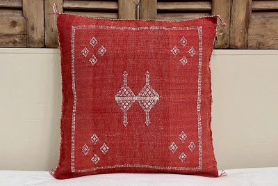 Sabra Kussen uit Marokko rood 45cm x 45cm incl vulling nr.64120