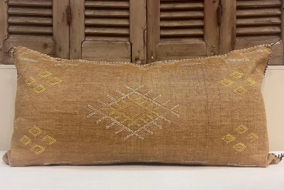 Sabra Kussen uit Marokko Bruin 100cm x 50cm incl vulling nr.63006