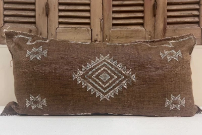 Sabra Kussen uit Marokko Bruin 100cm x 50cm incl vulling nr.63013