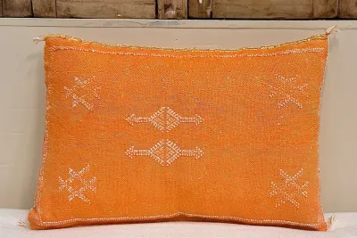 Sabra Kussen uit Marokko oranje 60cm x 40cm incl vulling nr.93350