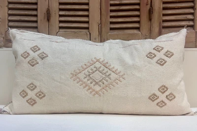 Sabra Kussen uit Marokko Beige 100cm x 50cm incl vulling nr.63039