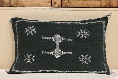 Sabra Kussen uit Marokko zwart 60cm x 40cm incl vulling nr.93381
