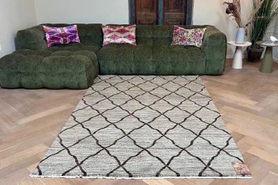 Handgeknoopt vloerkleed 33163 244cm x 162cm