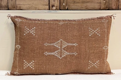 Sabra Kussen uit Marokko bruin 60cm x 40cm incl vulling nr.93279