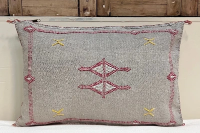 Sabra Kussen uit Marokko grijs 60cm x 40cm incl vulling nr.93289