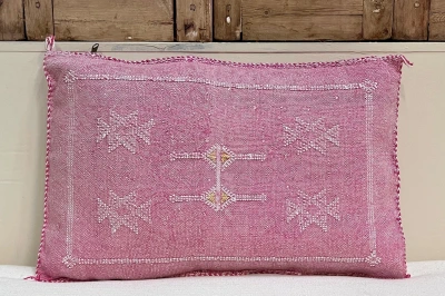 Sabra Kussen uit Marokko roze 60cm x 40cm incl vulling nr.93295