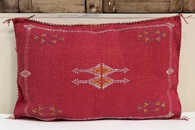 Sabra Kussen uit Marokko rood 60cm x 40cm incl vulling nr.93323