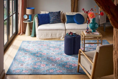 Ornamento by Pip Blue