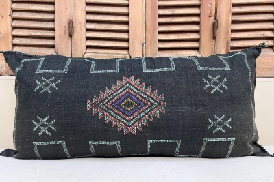 Sabra Kussen uit Marokko zwart 100cm x 50cm incl vulling nr.56221