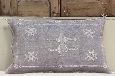 Sabra Kussen uit Marokko paars 60cm x 40cm incl vulling nr.61237