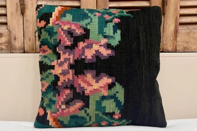 rozenkelim kussen nr.18126 50cm x 50cm incl binnenkussen 