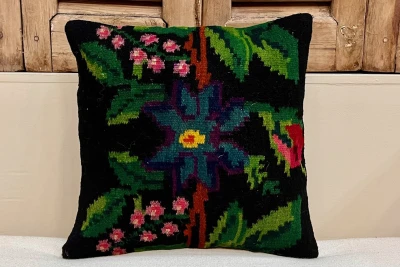 rozenkelim kussen nr.19110 40cm x 40cm incl binnenkussen 