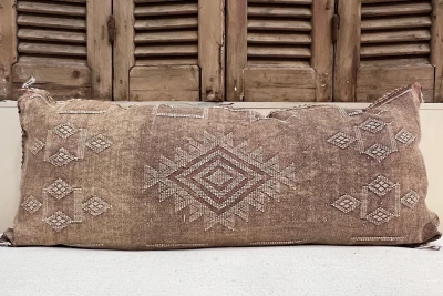 Sabra Kussen uit Marokko bruin 100cm x 50cm incl vulling nr.19916