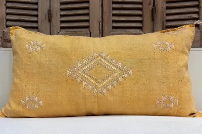 Sabra Kussen uit Marokko geel 100cm x 50cm incl vulling nr.56244