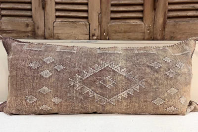 Sabra Kussen uit Marokko bruin 100cm x 50cm incl vulling nr.19912