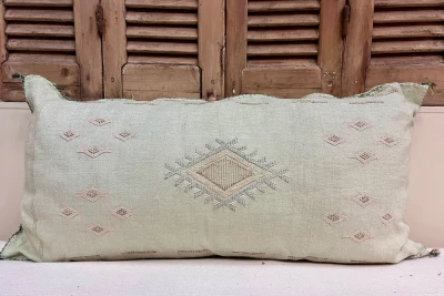 Sabra Kussen uit Marokko groen 100cm x 50cm incl vulling nr.56246
