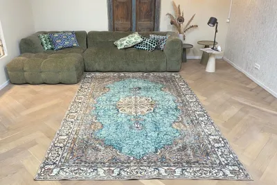 Sale vintage look vloerkleed 290cm x 200cm showroom model