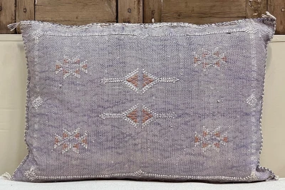 Sabra Kussen uit Marokko paars 60cm x 40cm incl vulling nr.61118