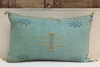 Sabra Kussen uit Marokko zeegroen 60cm x 40cm incl vulling nr.61152