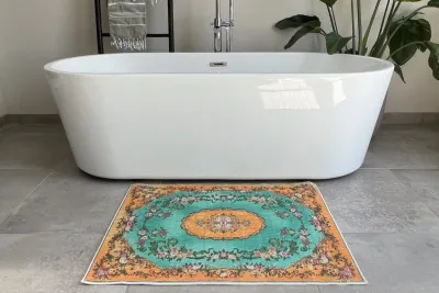 SALE badmat (90cm x 70cm) nr 1460 Showroom model (randje rafelt)