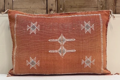 Sabra Kussen uit Marokko oranje / rood 60cm x 40cm incl vulling nr.61167