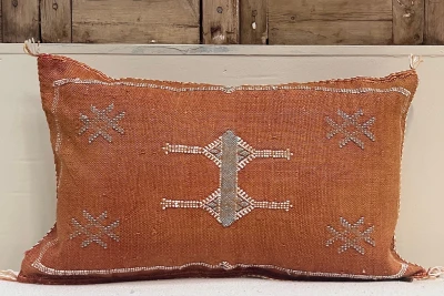 Sabra Kussen uit Marokko oranje / rood 60cm x 40cm incl vulling nr.61179