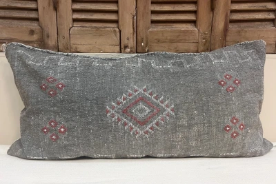 Sabra Kussen uit Marokko grijs 100cm x 50cm incl vulling nr.63066