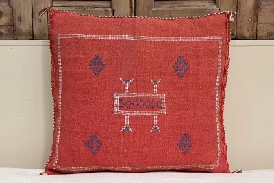 Sabra Kussen uit Marokko rood 45cm x 45cm incl vulling nr.64106