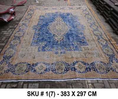 Vintage vloerkleed zandkleur met blauw, nr.98003, 383cm x 297cm Dit kleed verwachten we half oktober binnen
