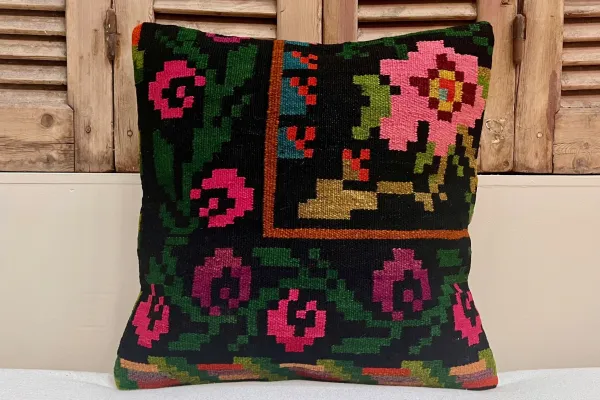 rozenkelim kussen nr.18106 50cm x 50cm incl binnenkussen 