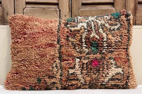 SALE Marokkaans berber kussen nr.21337 60cm x 40cm (kussen heeft een gaatje)