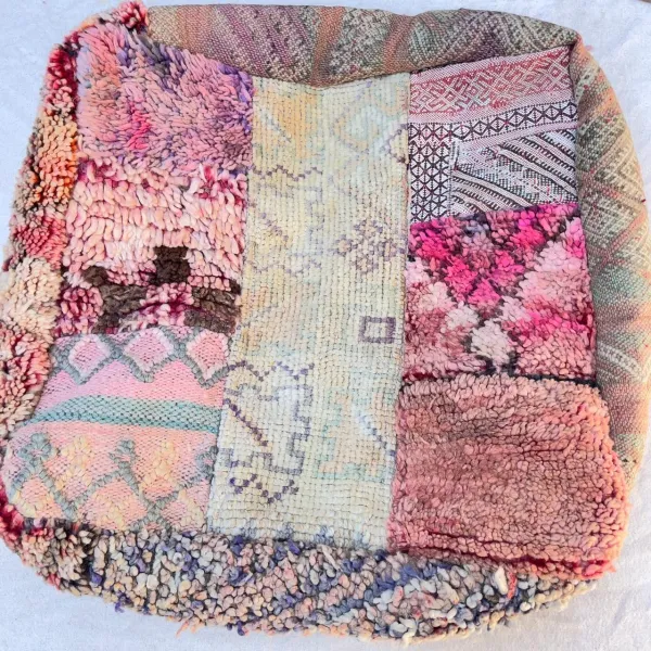 VERWACHT Marokkaanse Poef nr.94709 60cm x 60cm x 25cm leverbaar eind februari