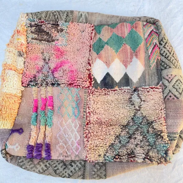 VERWACHT Marokkaanse Poef nr.94711 60cm x 60cm x 25cm leverbaar eind februari