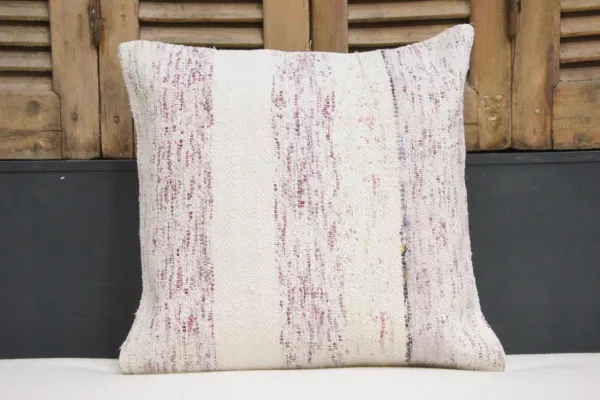 Kussen uit Turkije 50cm x 50cm incl binnenkussen katoenen achterkant (beige) Nr.51645